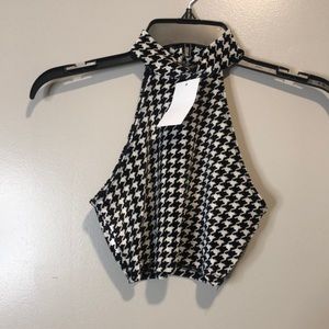 Naked wardrobe black and white crop top size xs